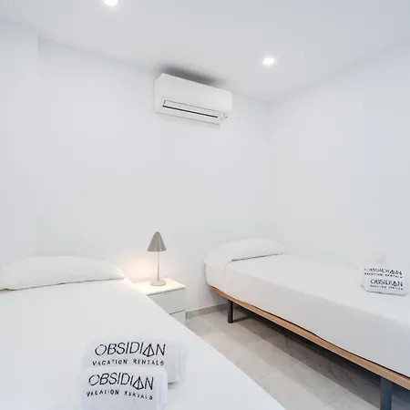Obsidian Ocean Blue Apartament