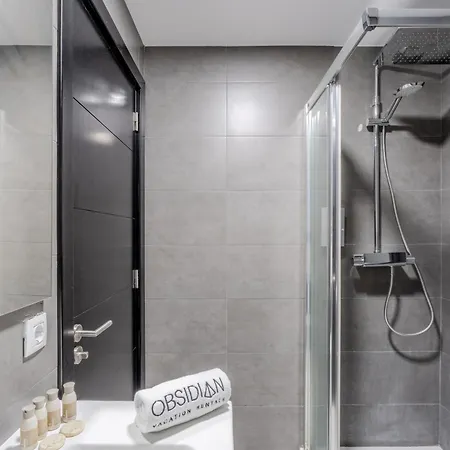 Obsidian Ocean Blue Apartament Radazul