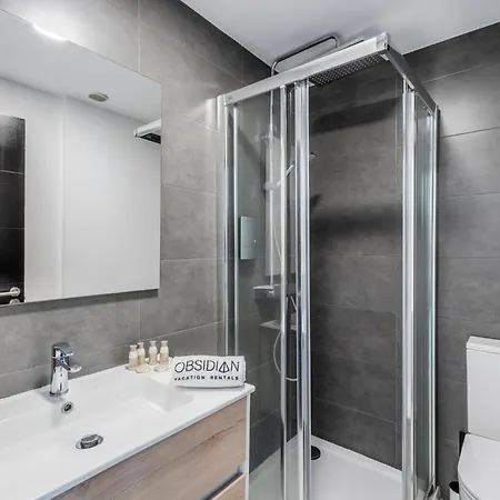 Obsidian Ocean Blue Apartament